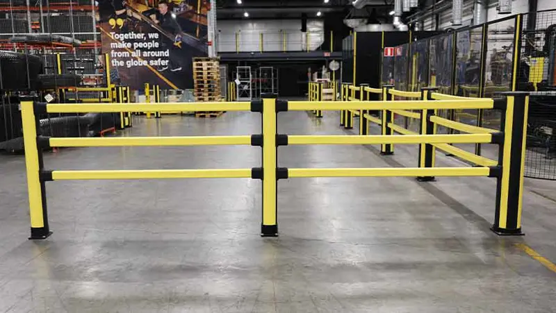 Essential Pedestrian Three Rails Configuration Live Environment